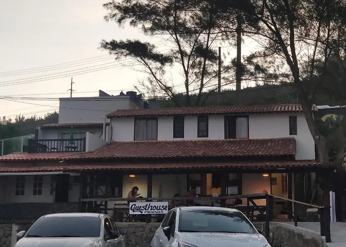 Alojamento com o café da manhã Apenas: Casa De Hospedes "Guesthouse Prainha"