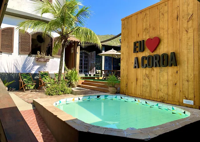 A Coroa Hostel&Suites